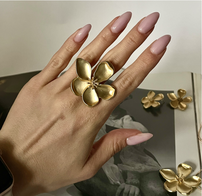 Набір прикрас  Tierra Luna "Golden Flower Set" (намисто, сережки та каблучка)