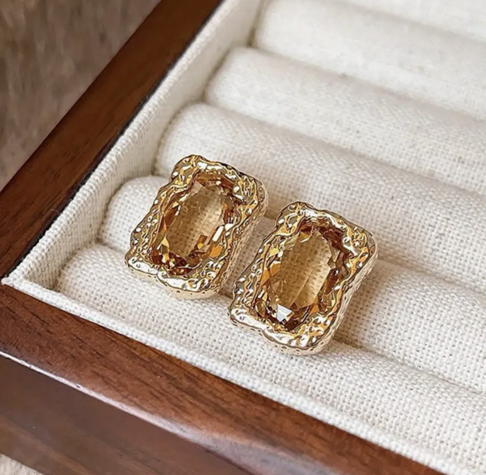 Сережки Tierra Luna “Caramel Crystal Stud”