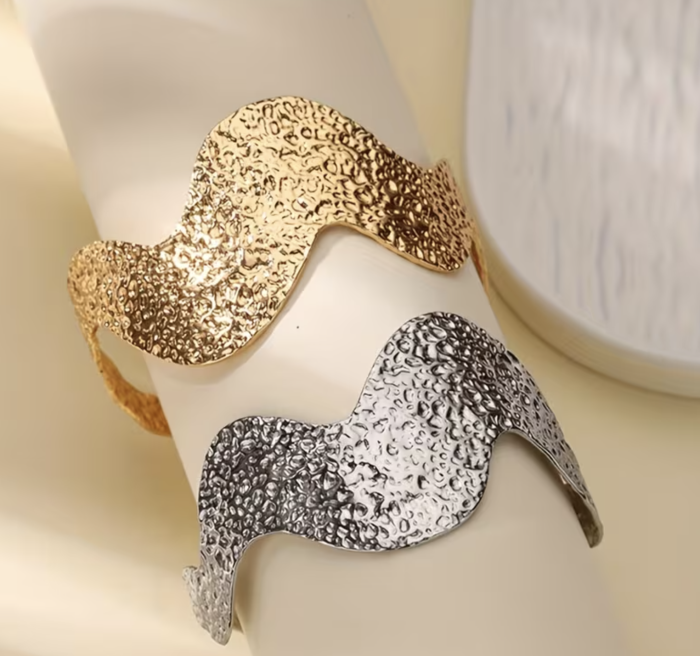 Браслет Tierra Luna “Crumpled Glamorous Wave Silver”