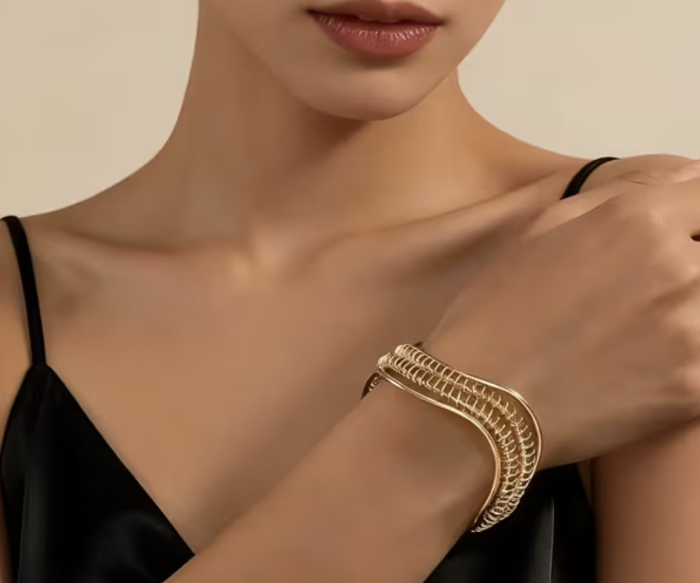 Браслет Tierra Luna "Golden Sleek Coil"