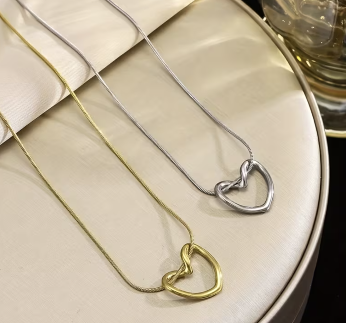 Намисто Tierra Luna "Silver Empty Heart"